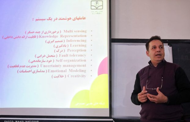 پنل تخصصی یادگیری در مقالات عامر تکاپو